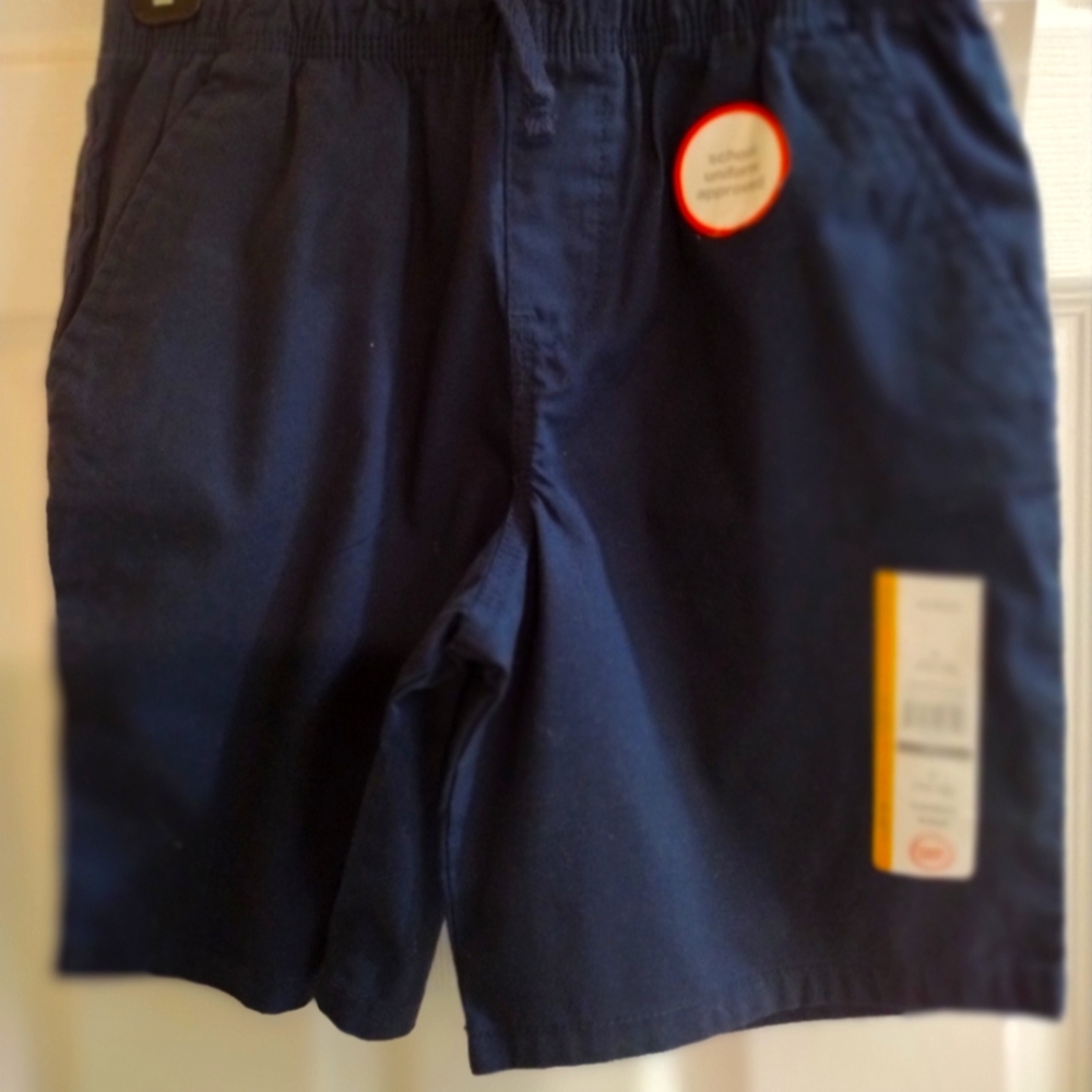 🌹NWT uniform shorts
